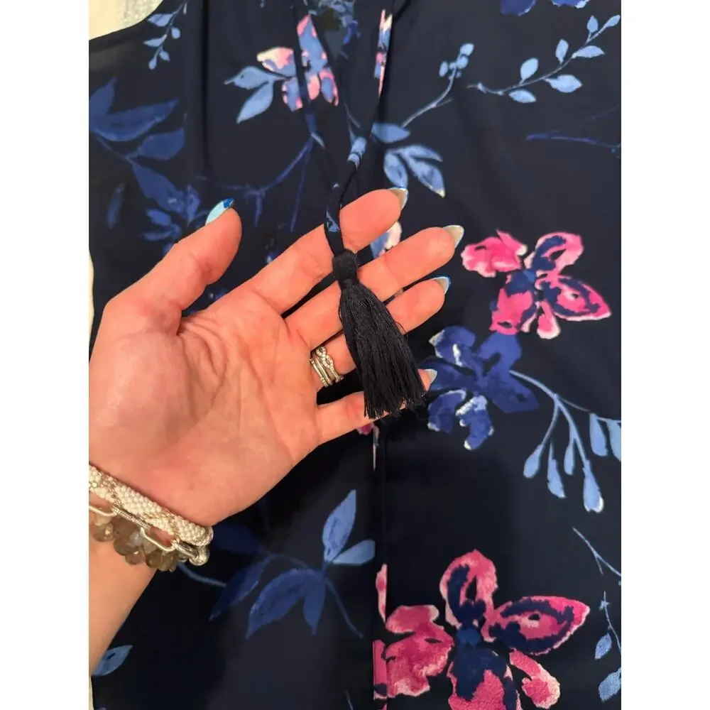 c&e women’s size is x-small floral sleeveless blouse - Picture 2 of 6